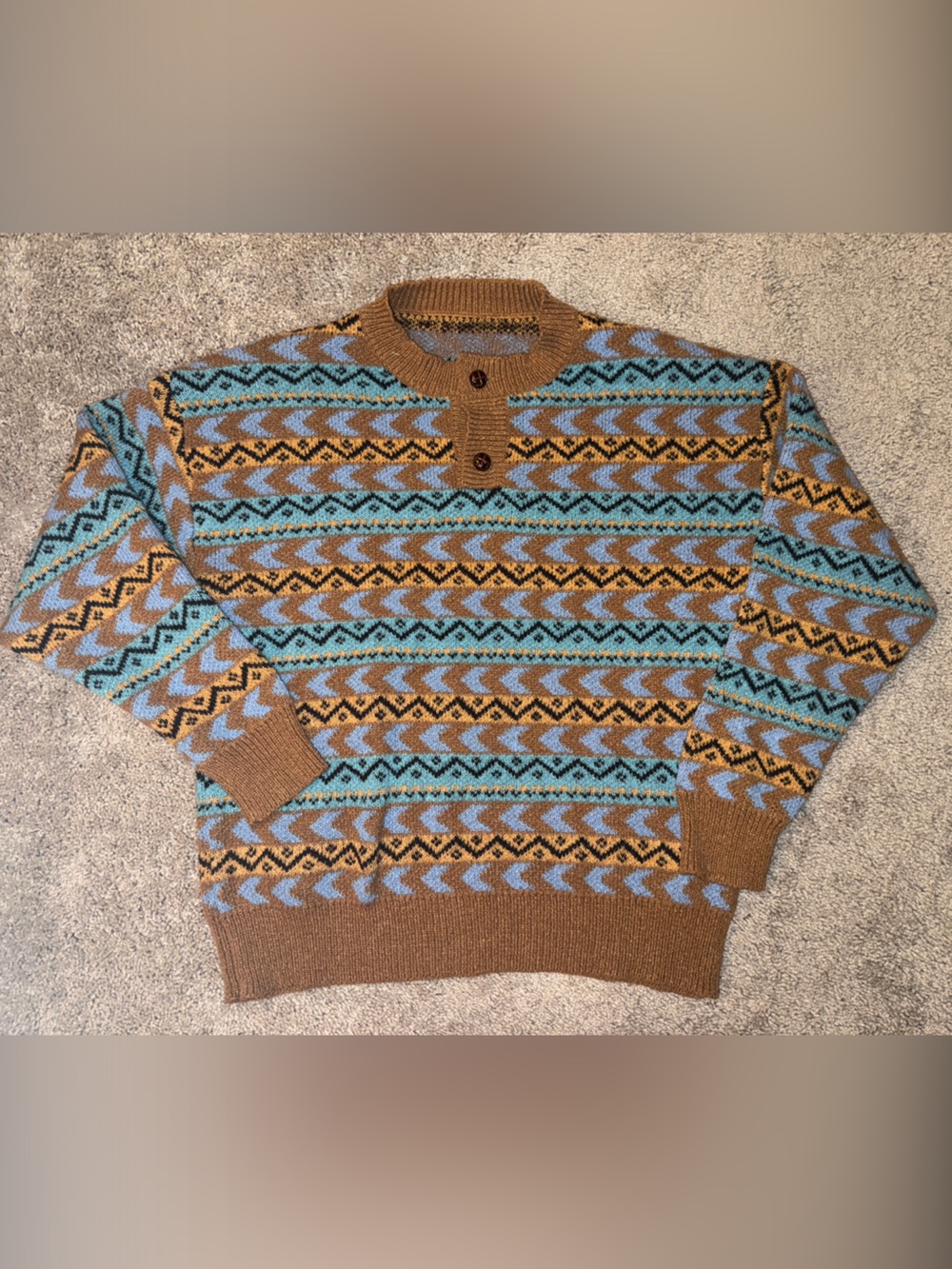 Patterned Crewneck Sweater in Brown & Light Blue